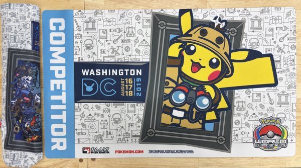 画像1: プレイマット ピカチュウ WCS 2019 COMPETITOR (1)