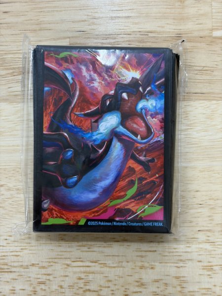 画像2: デッキシールド メガリザードンX UPC (2)