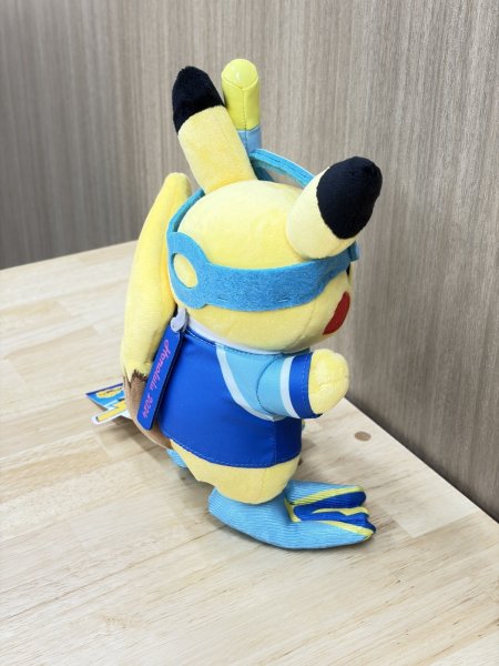 画像2: ぬいぐるみ ピカチュウ WCS STORE 2024 (2)